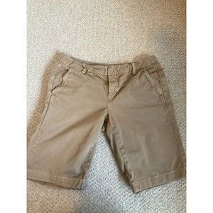 Tommy Hilfiger Chino shorts size 6 khaki inseam 11"  Low Rise 8.5" Vintage Y2K